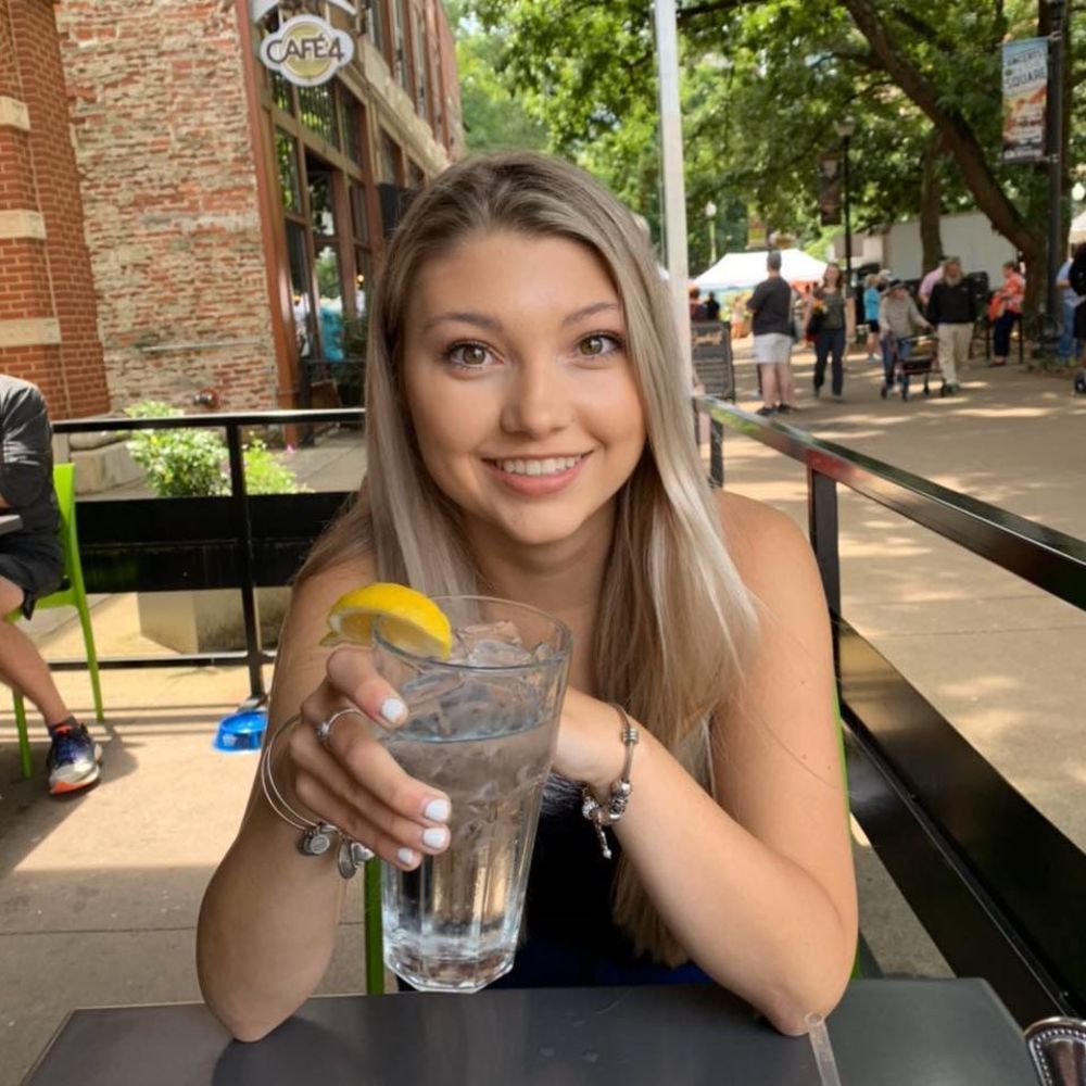 Meet your Posher, Allie